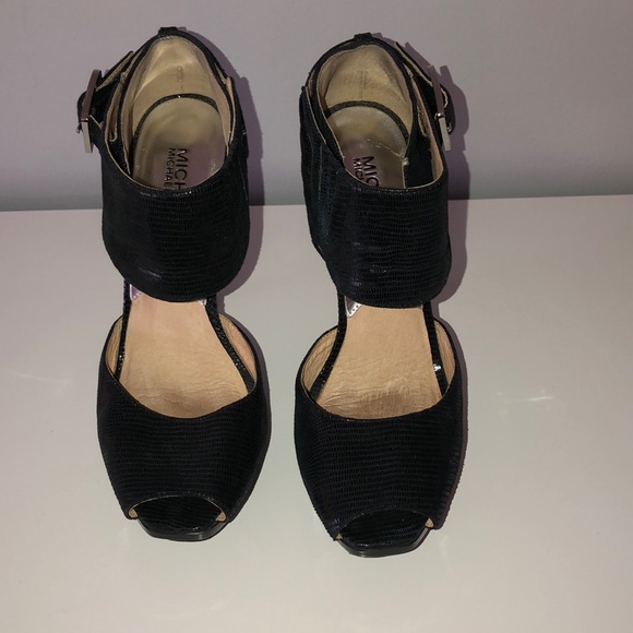 Michael Kors Heidi Platform Heel Black size 7 - Picture 2 of 8